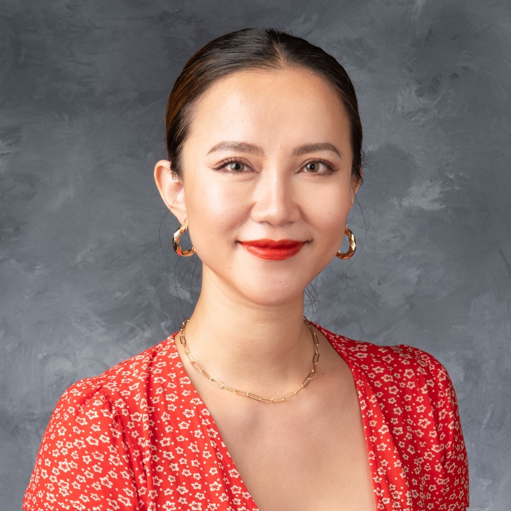 Léi L. Sun